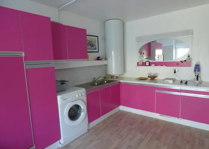 Maison De Plain-pied A 300m De La Plage, Jardin Clos Et Confort Moderne, Calme Assure - Fr-1-361-149 Jullouville-les-Pins